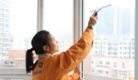 鹤岗-专业擦高层玻璃房间保洁